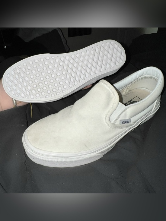 Vans Shoes - Vans Classic Slip-On sneakers